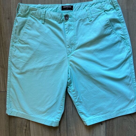 Express shorts | mint green | size 32 - Picture 1 of 4